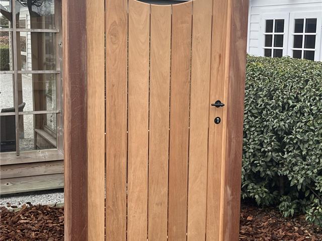 Houten poorten op maat - Garden Construct Tuinhuizen